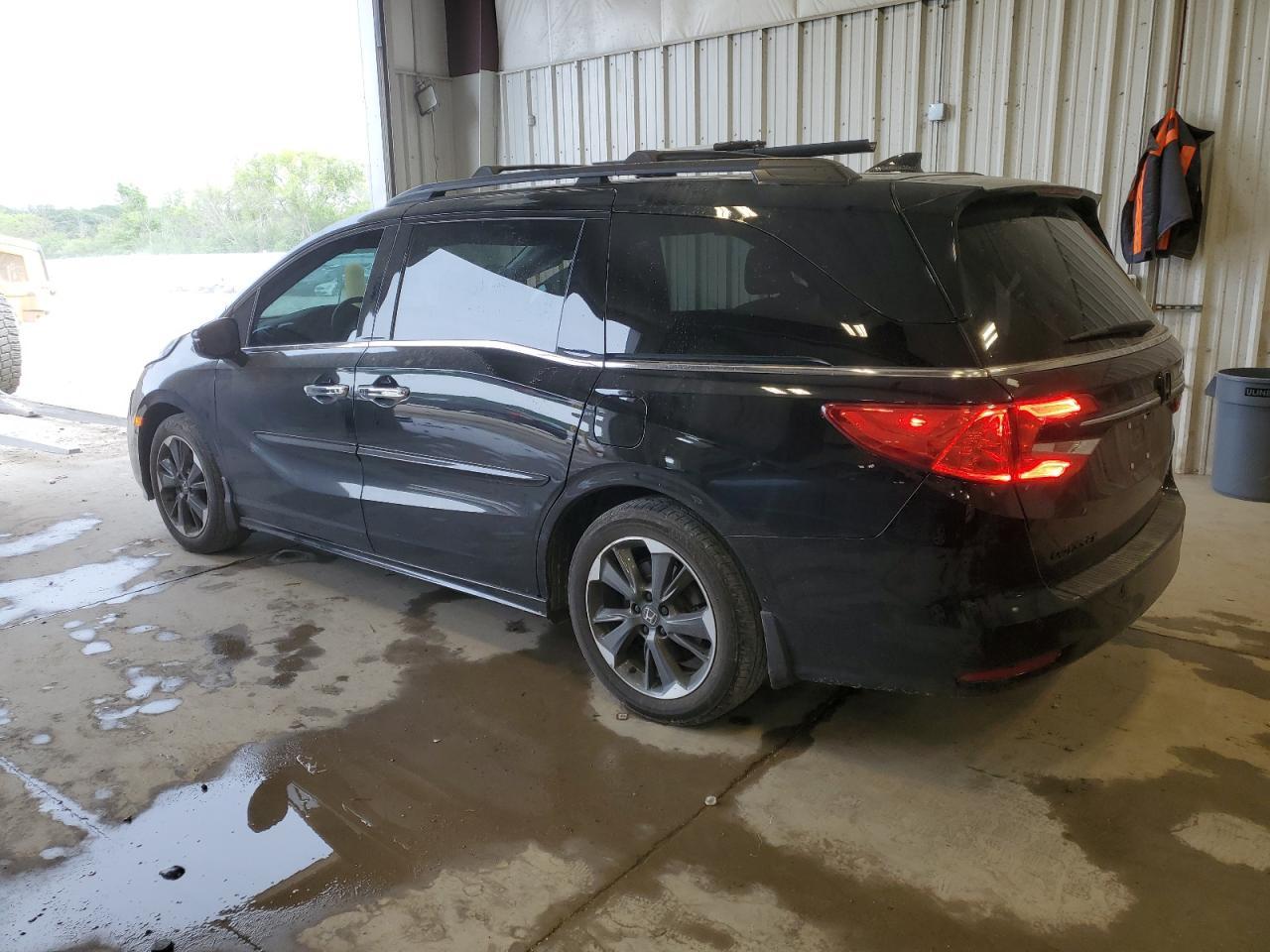 2023 Honda Odyssey Elite - Image 2