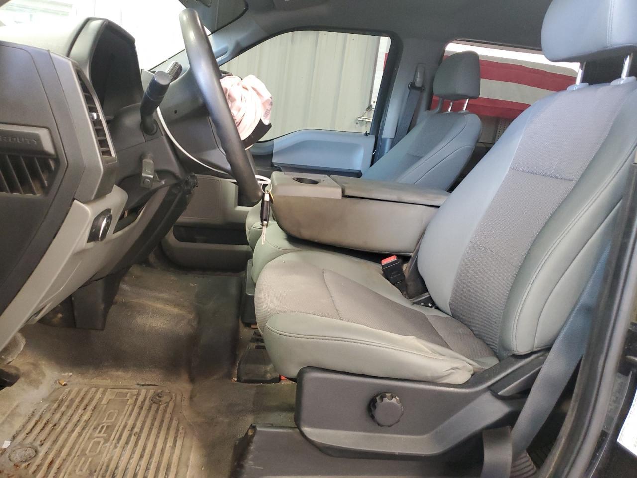 2020 Ford F350 Super Duty - Фото 7