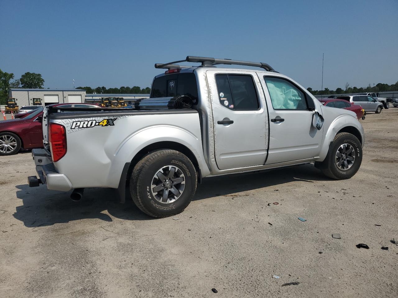 2021 Nissan Frontier Pro-4X - Фото 3