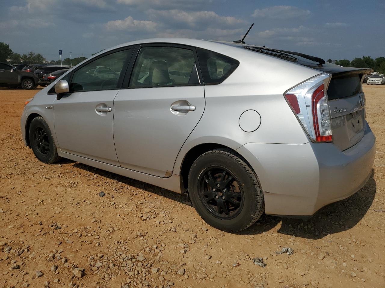2015 Toyota Prius - Фото 2