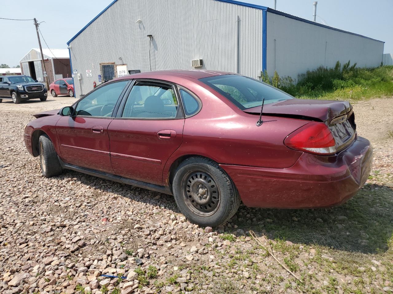 2007 Ford Taurus Se - Image 2