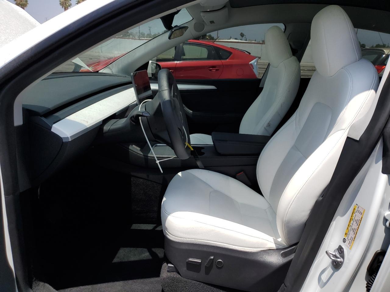 2023 Tesla Model Y - Фото 7