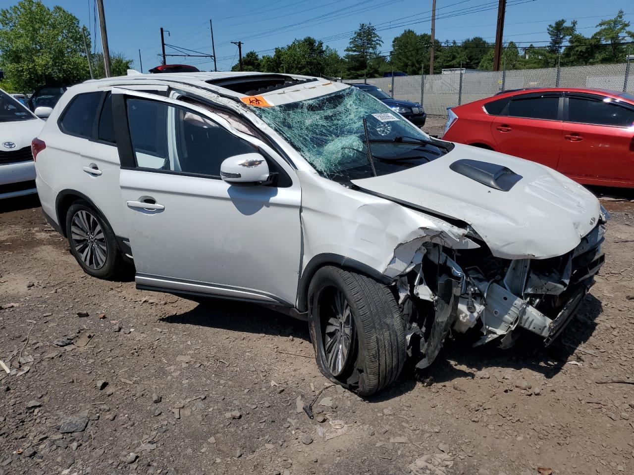 2019 Mitsubishi Outlander Se - Image 4