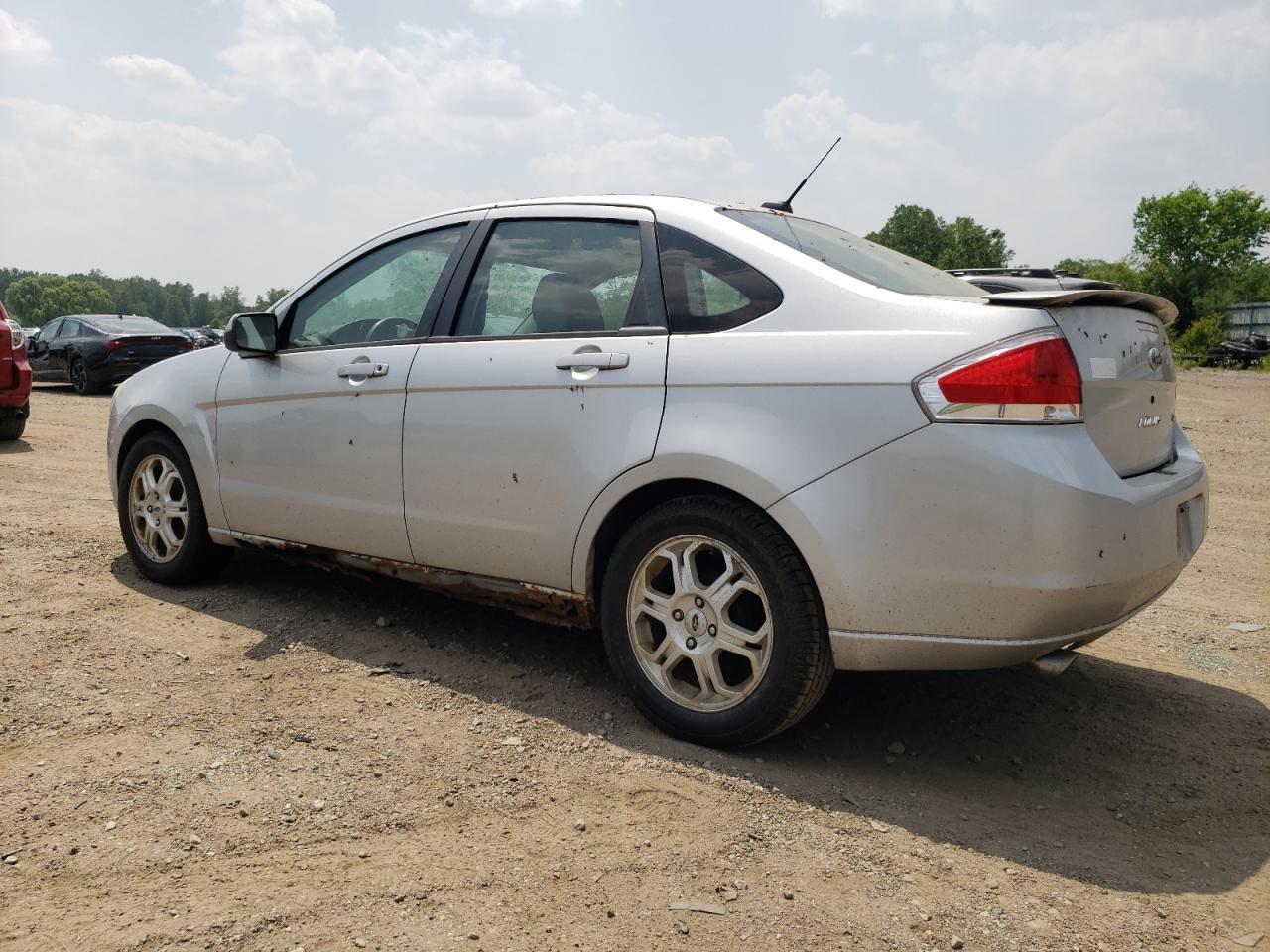 2009 Ford Focus Ses - Фото 2