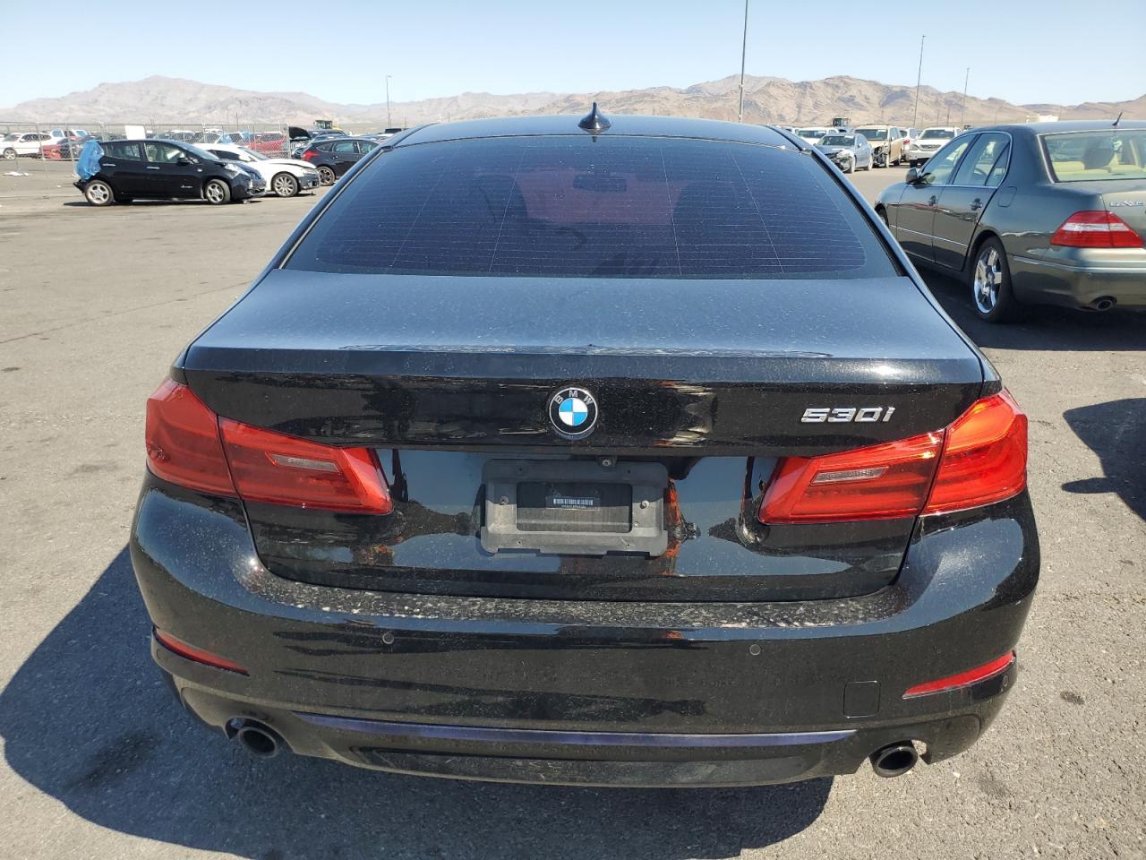 2019 BMW 530 I - Фото 6