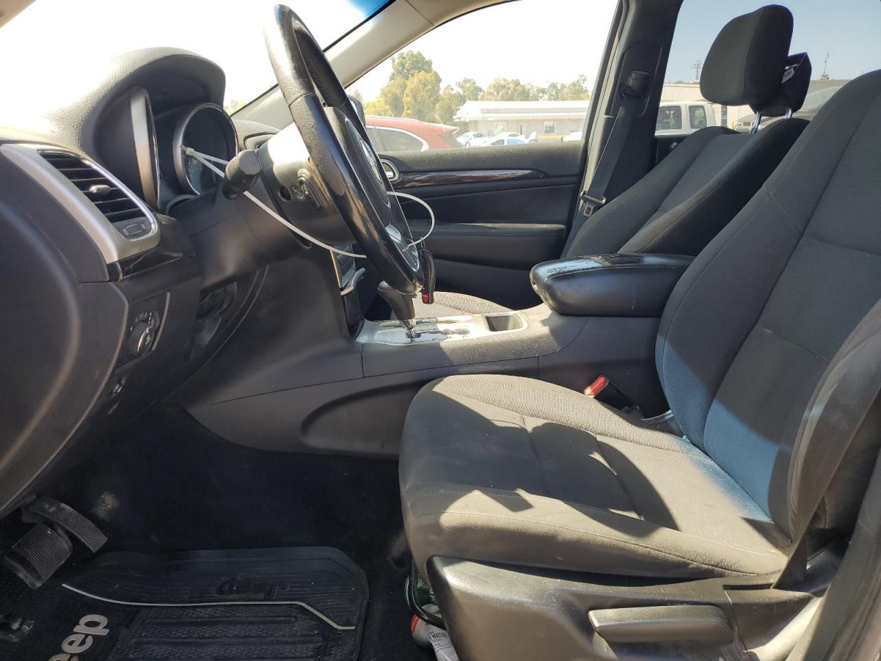 2013 Jeep Grand Cherokee Laredo - Фото 7