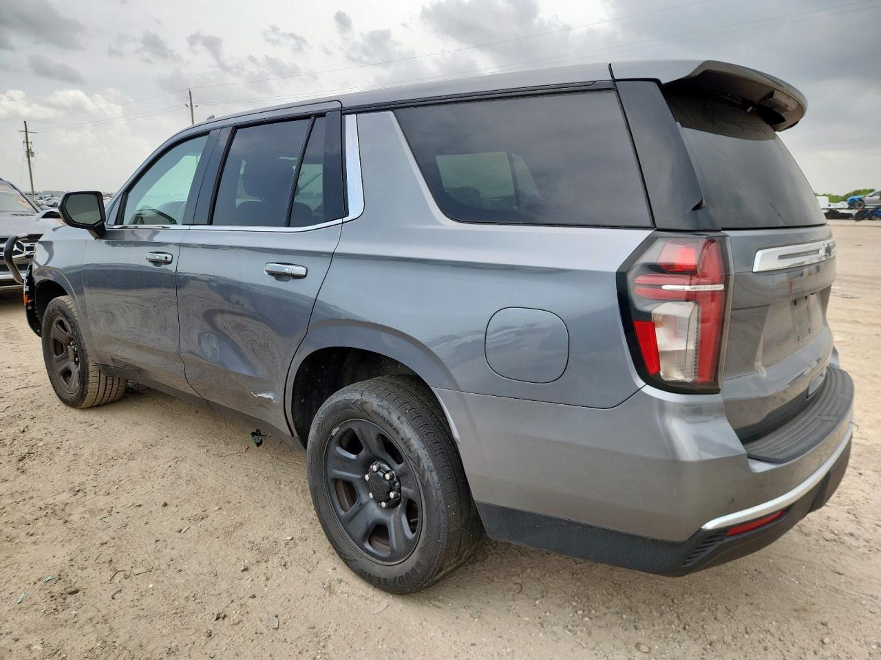 2021 Chevrolet Tahoe C1500 - Фото 2