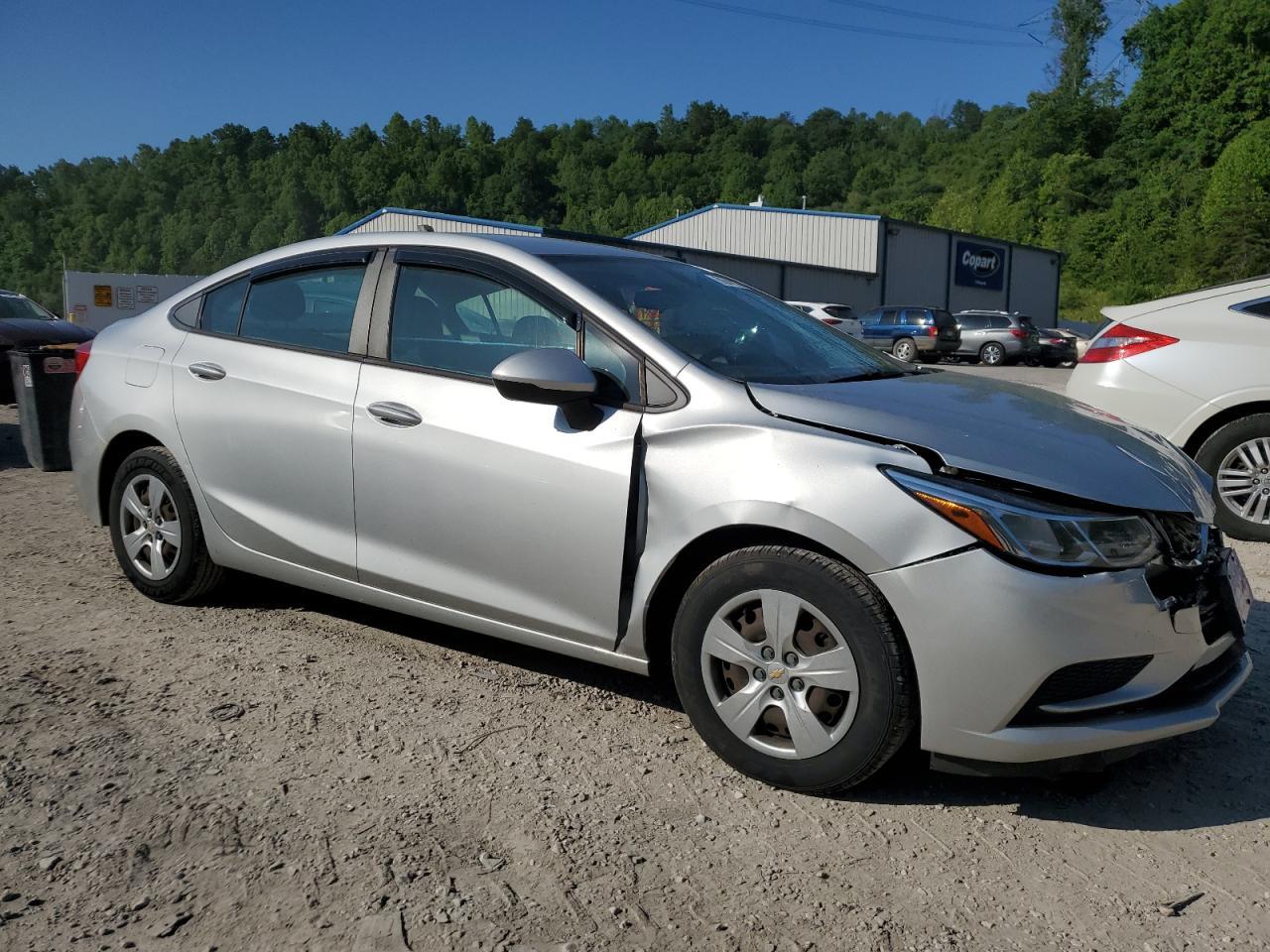 2018 Chevrolet Cruze Ls - Фото 4