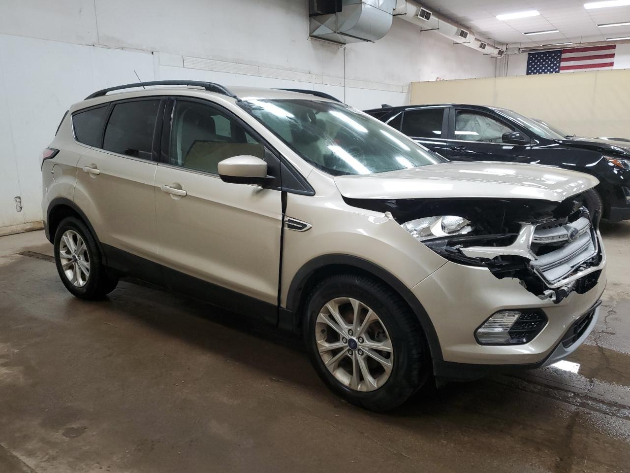2018 Ford Escape Se - Фото 4