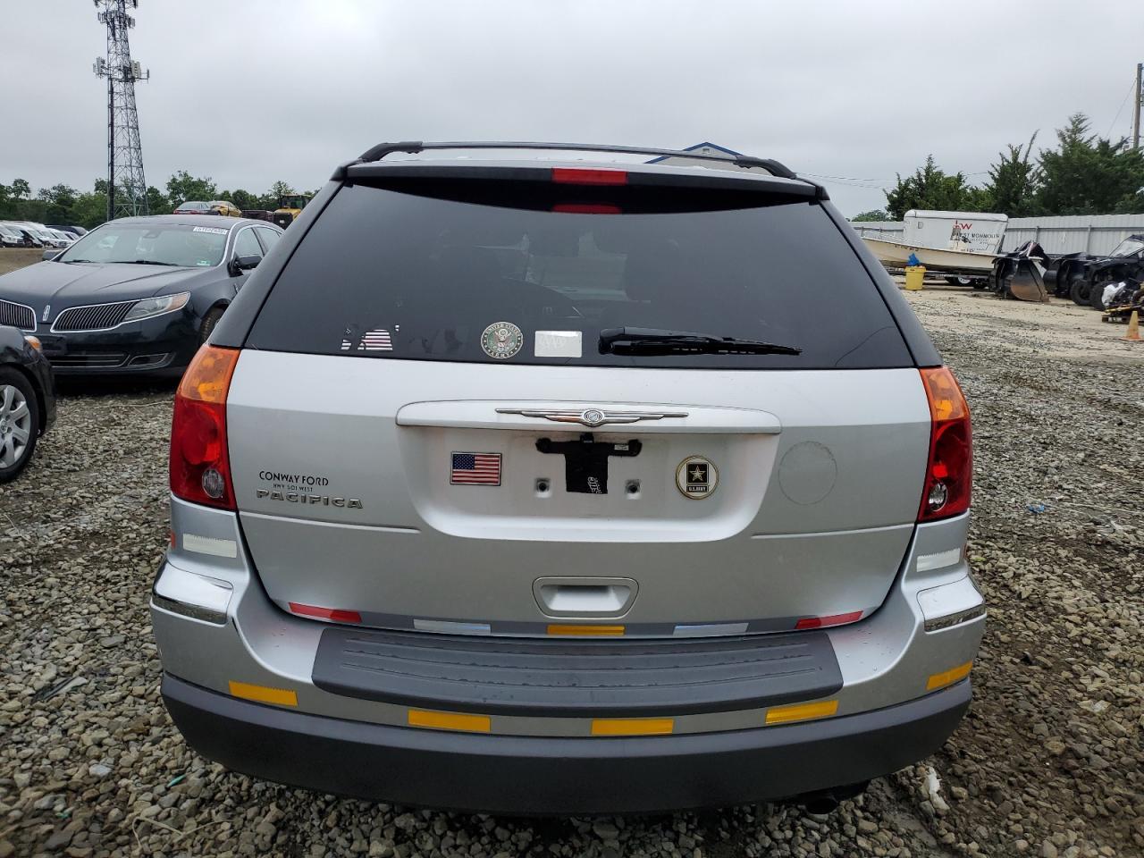 2004 Chrysler Pacifica - Фото 6