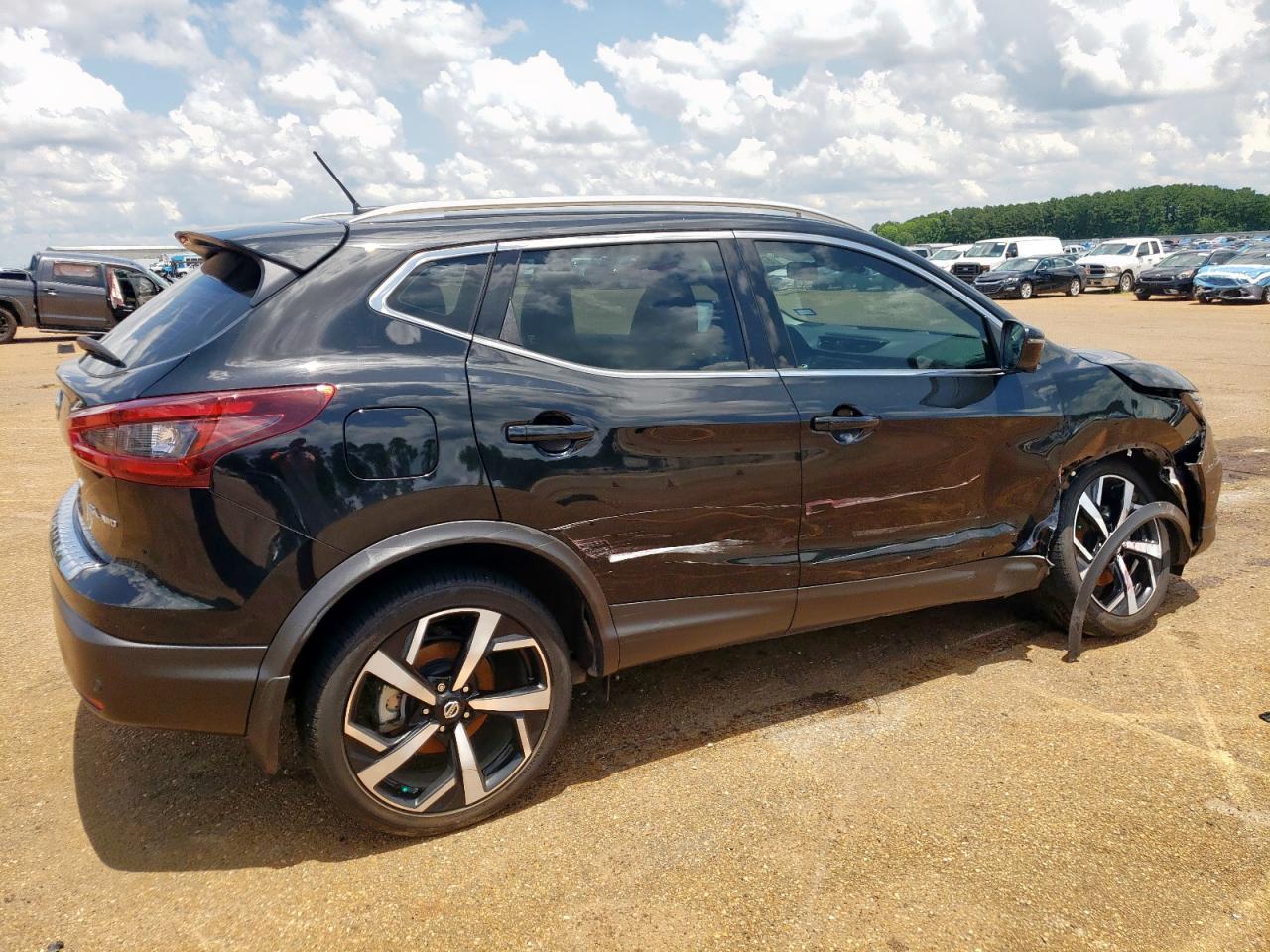 2022 Nissan Rogue Sport Sl - Фото 3