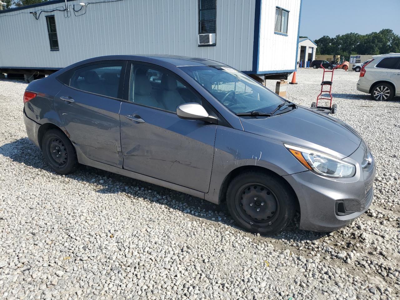 2015 Hyundai Accent Gls - Фото 4