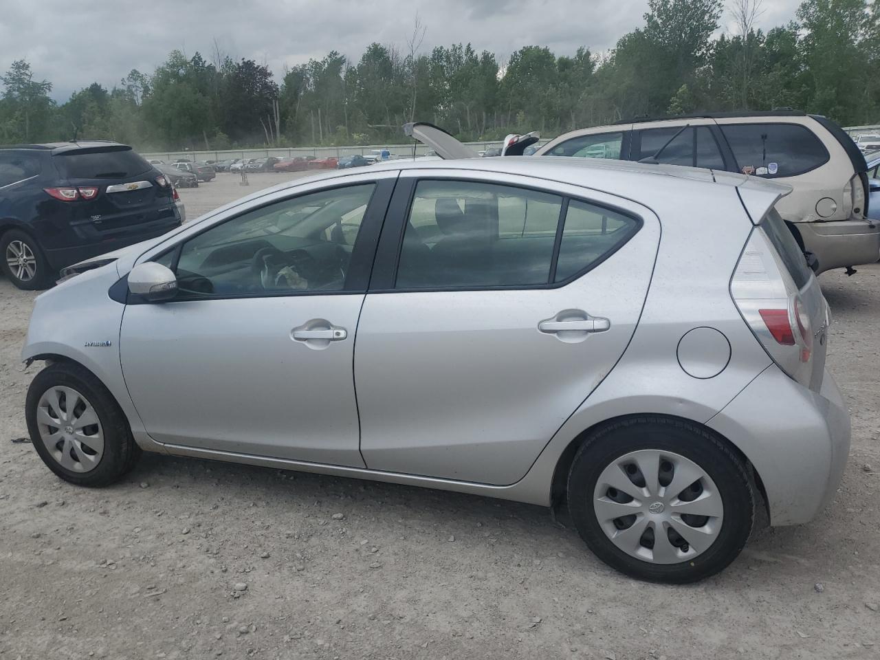 2014 Toyota Prius C - Фото 2
