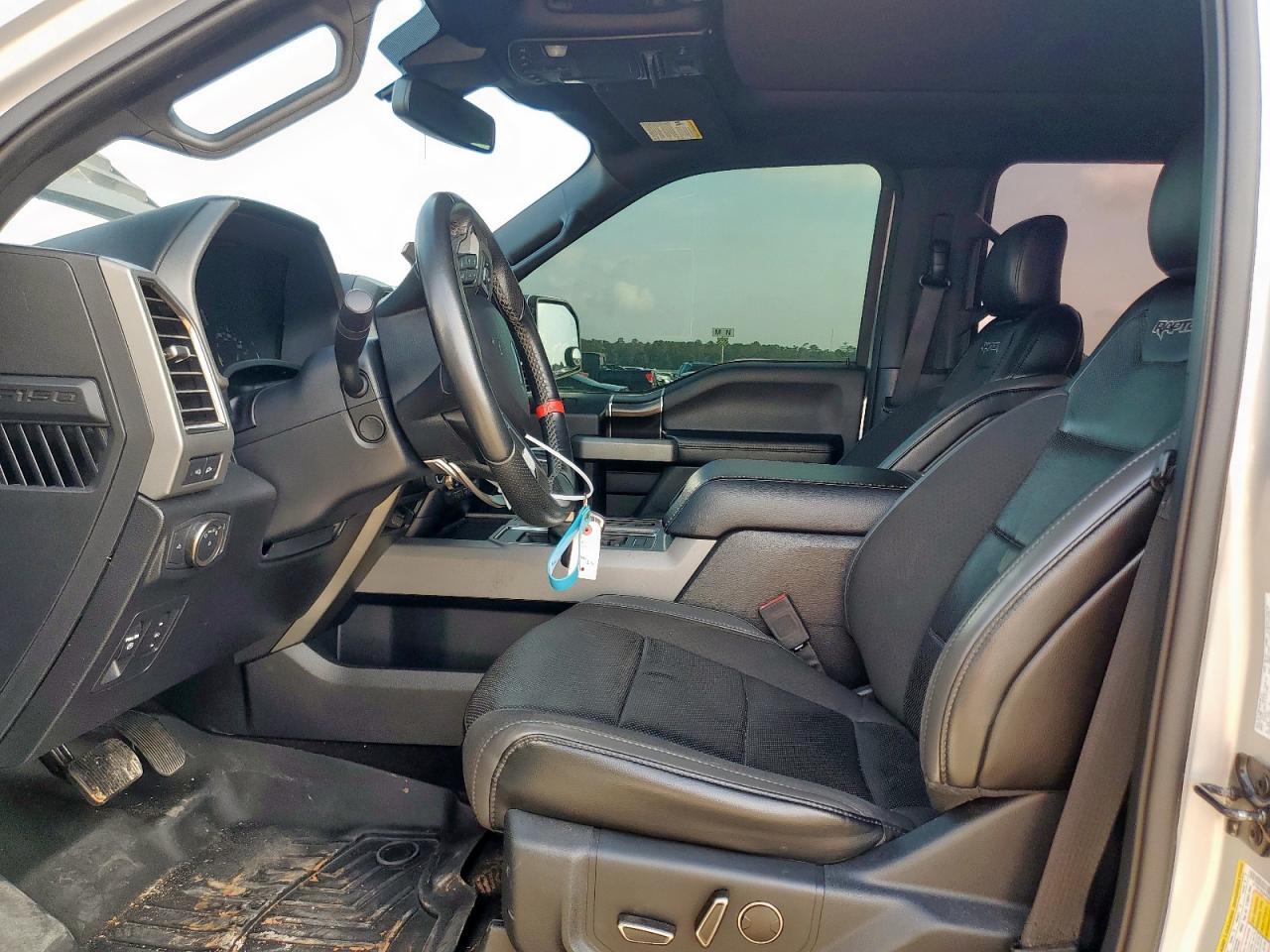 2019 Ford F150 Raptor - Фото 7