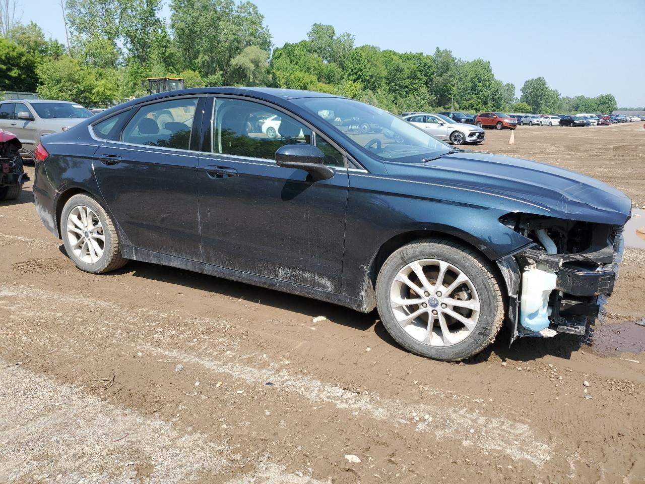 2020 Ford Fusion Se - Фото 4