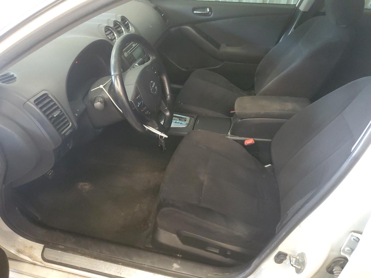 2012 Nissan Altima - Image 7