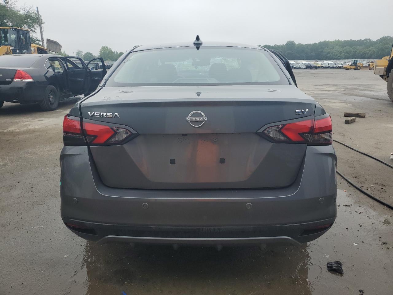 2023 Nissan Versa Sv - Image 6