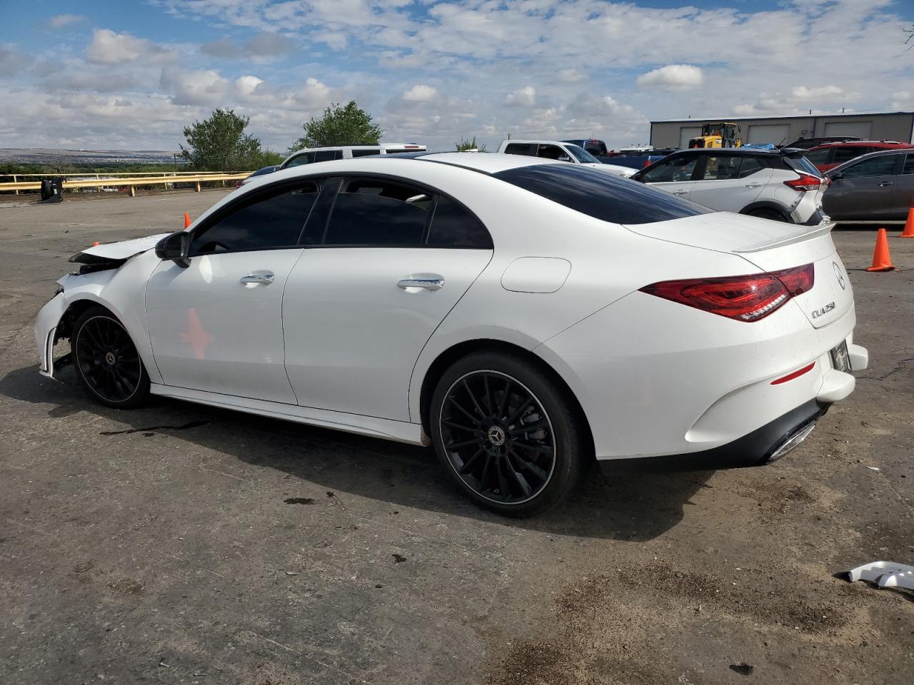 2023 Mercedes-Benz Cla 250 4Matic - Фото 2