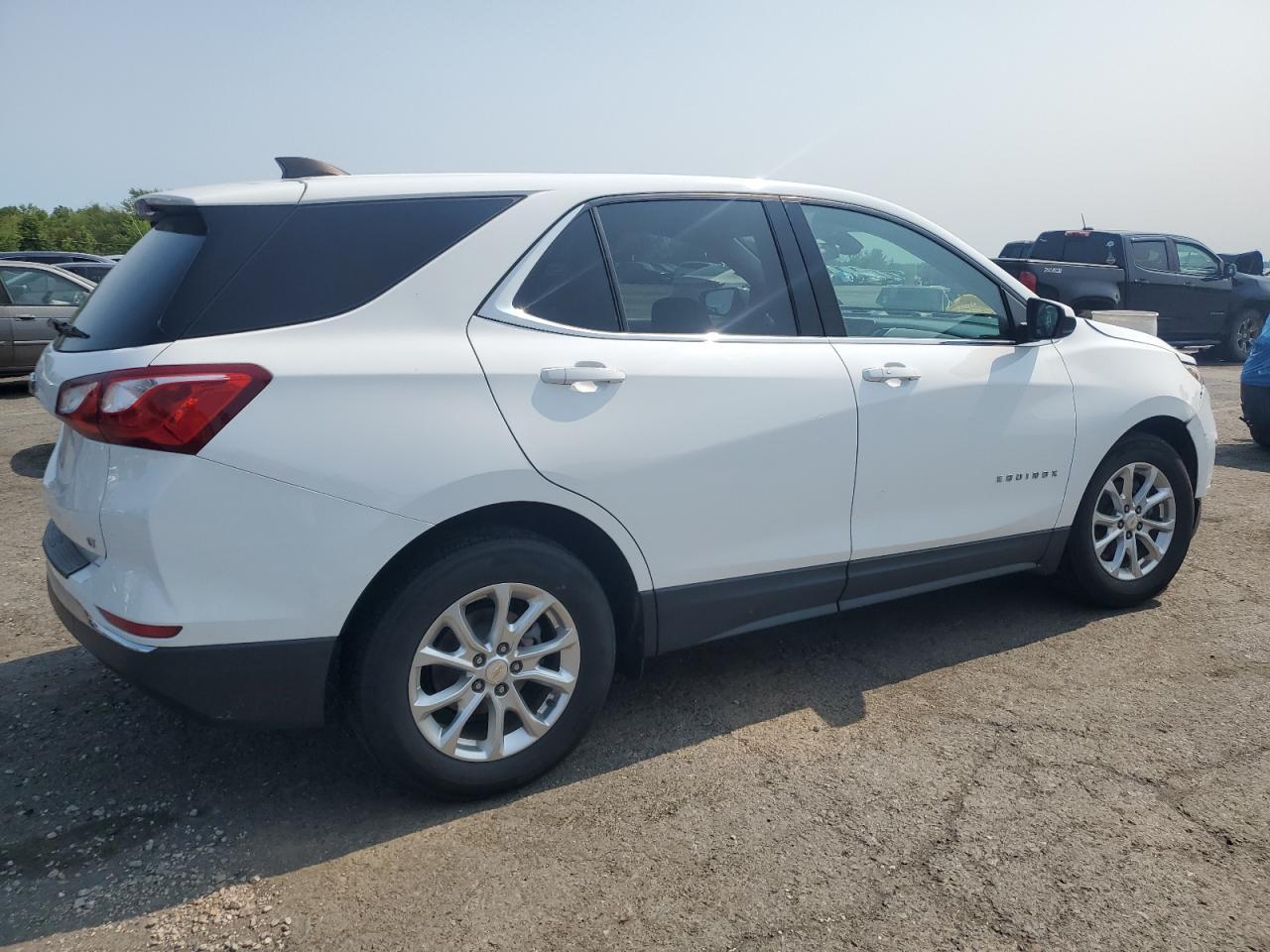 2020 Chevrolet Equinox Lt - Фото 3