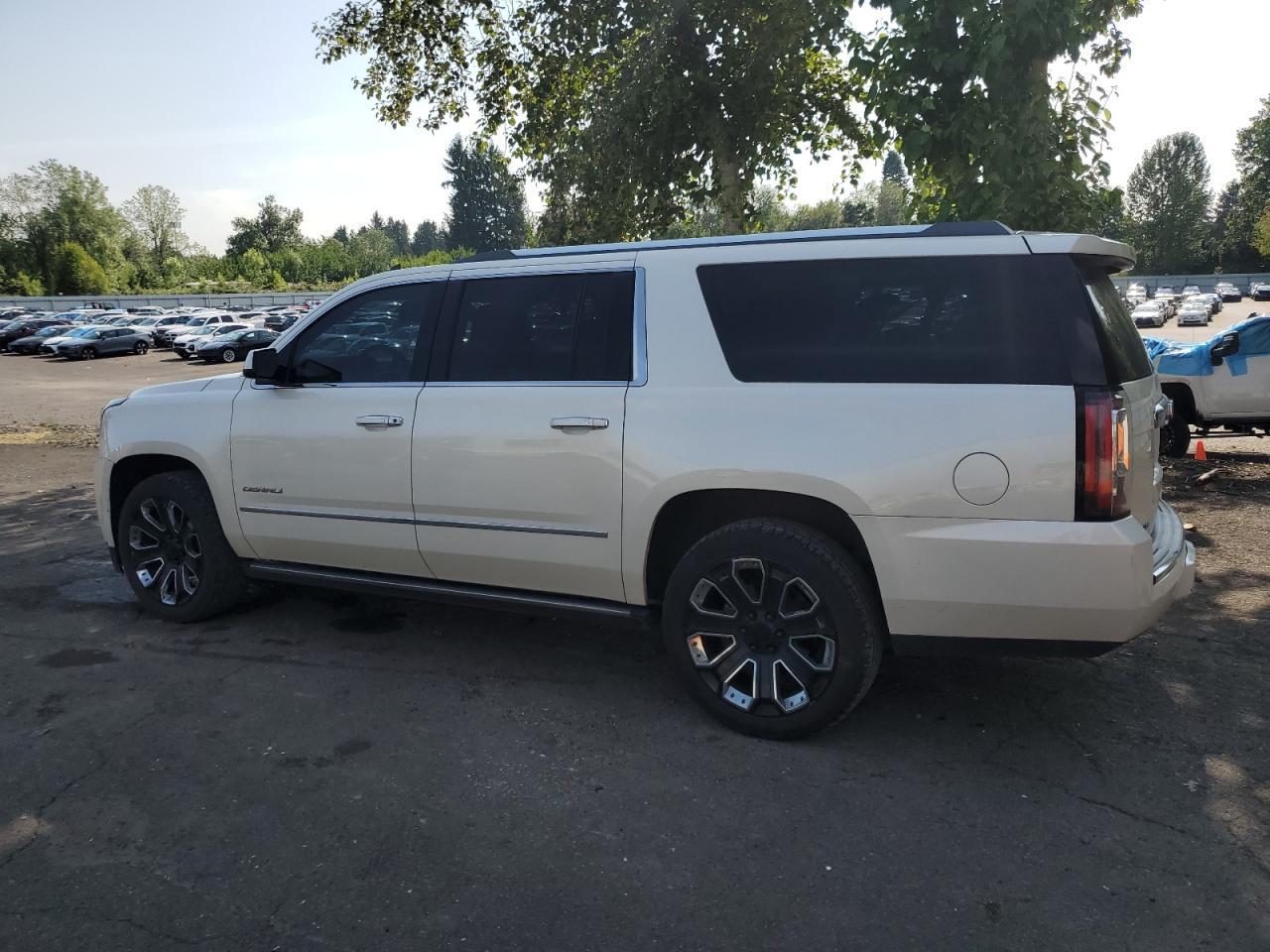 2015 GMC Yukon Xl Denali - Фото 2