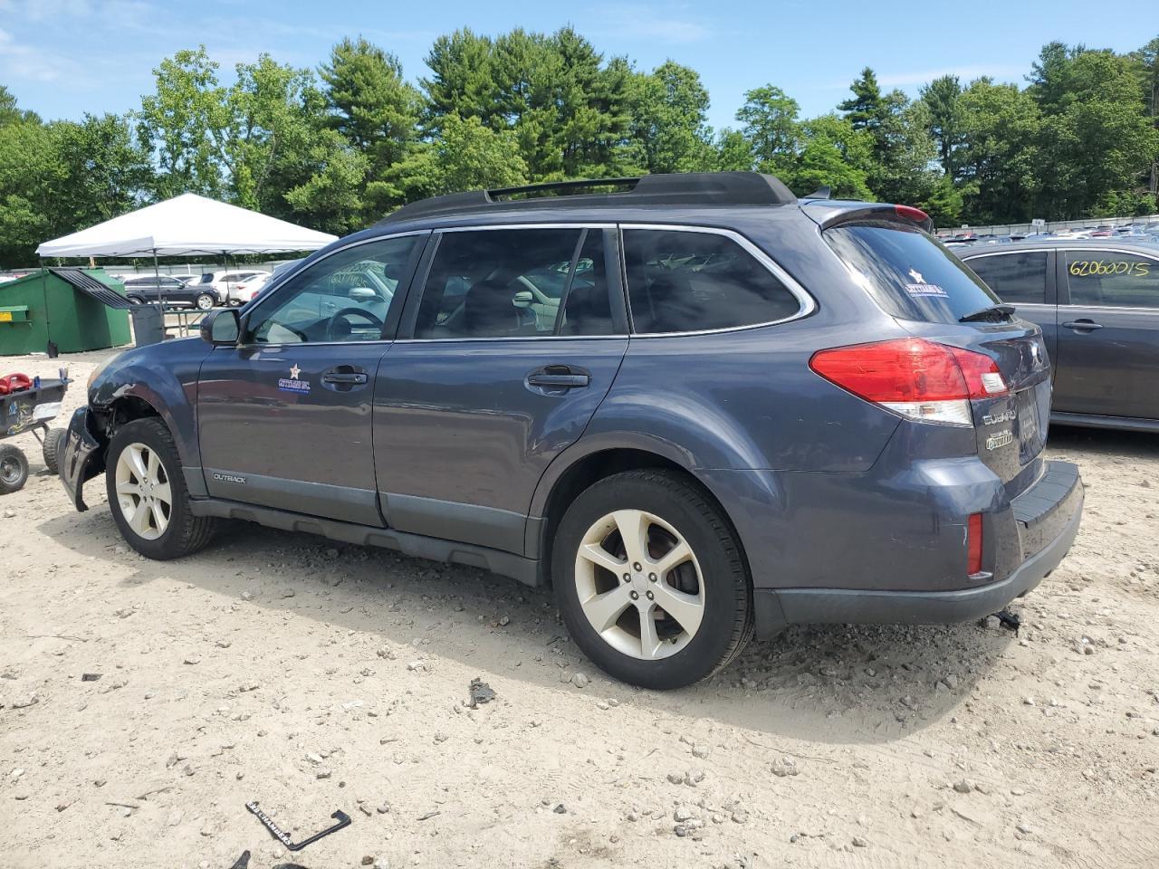 2014 Subaru Outback 2.5I Premium - Image 2