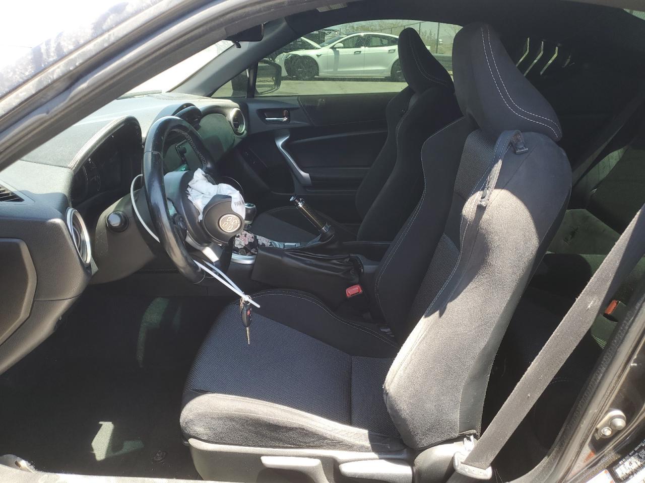 2017 Toyota 86 Base - Image 7