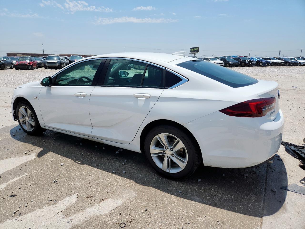 2018 Buick Regal Preferred - Image 2