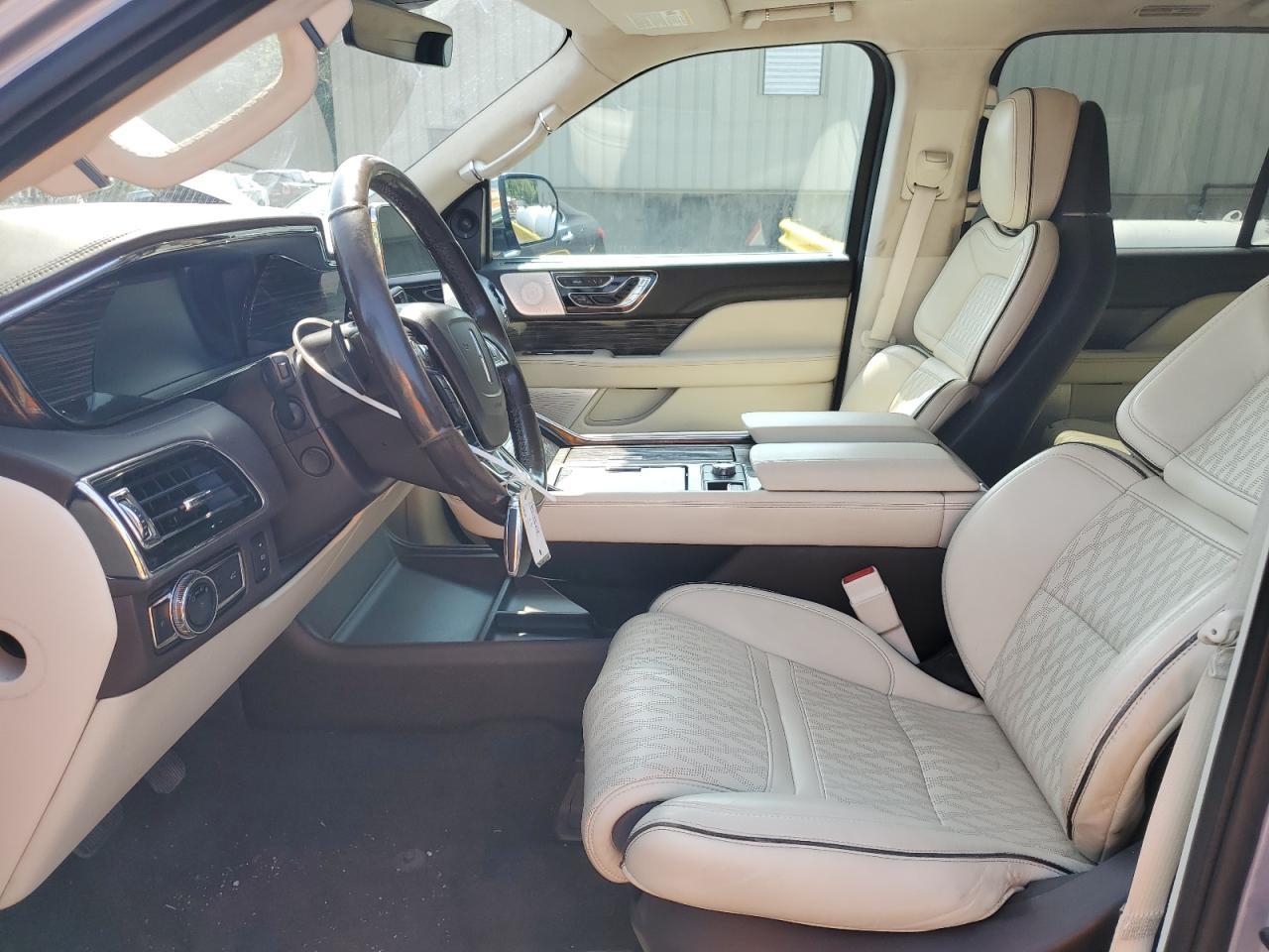 2019 Lincoln Navigator Black Label - Image 7
