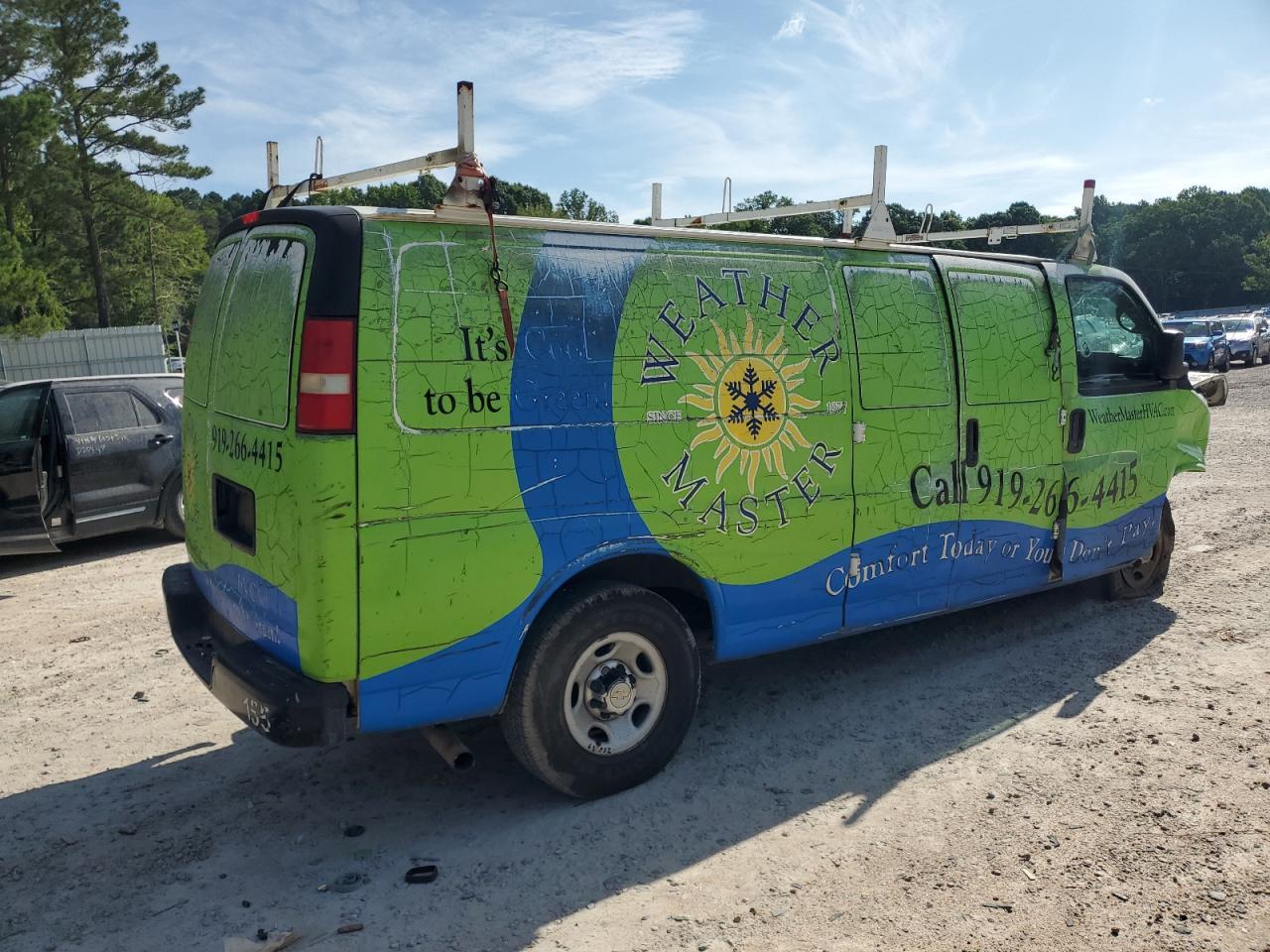 2011 Chevrolet Express G2500 - Фото 3