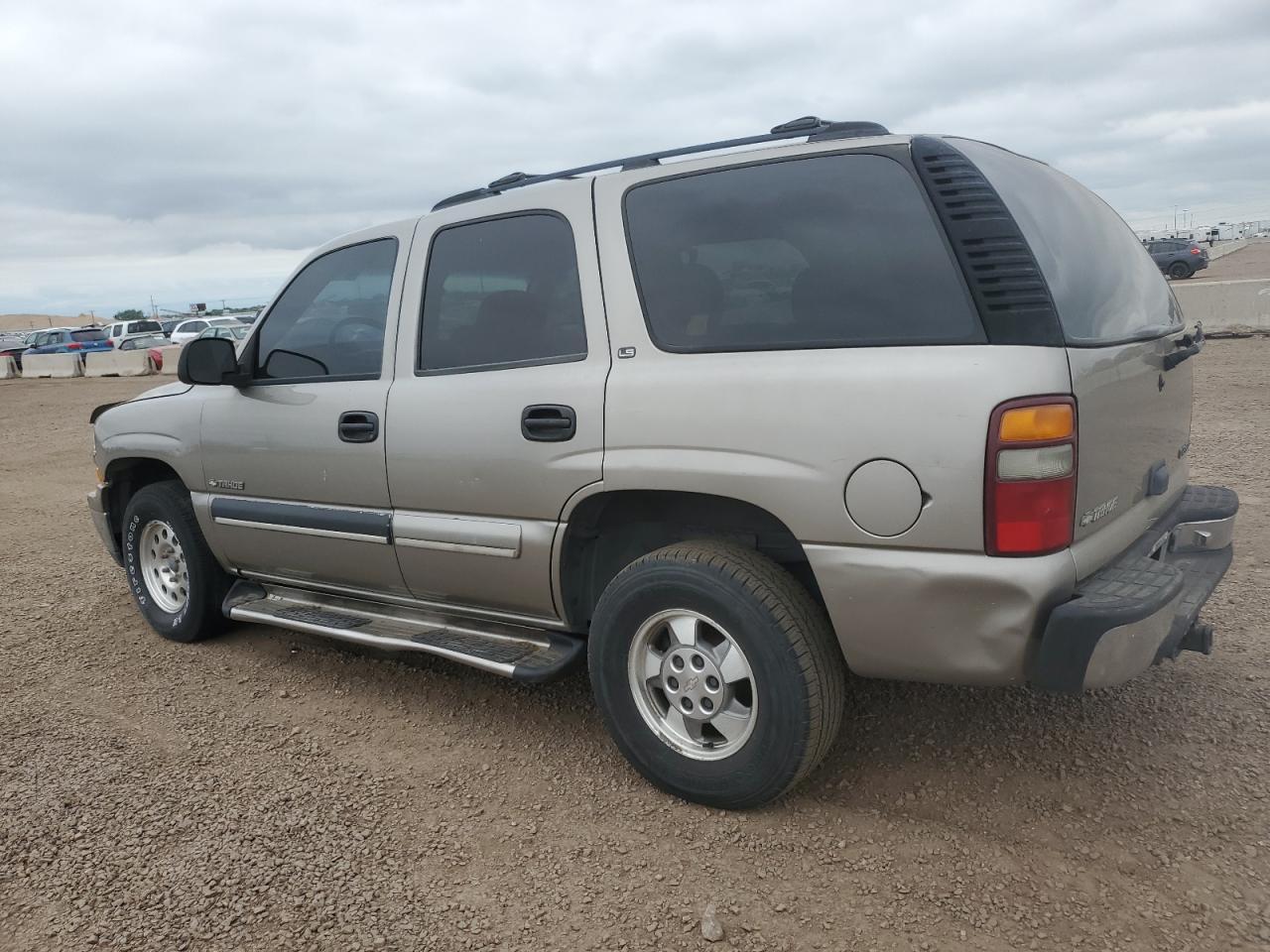 2000 Chevrolet Tahoe K1500 - Image 2