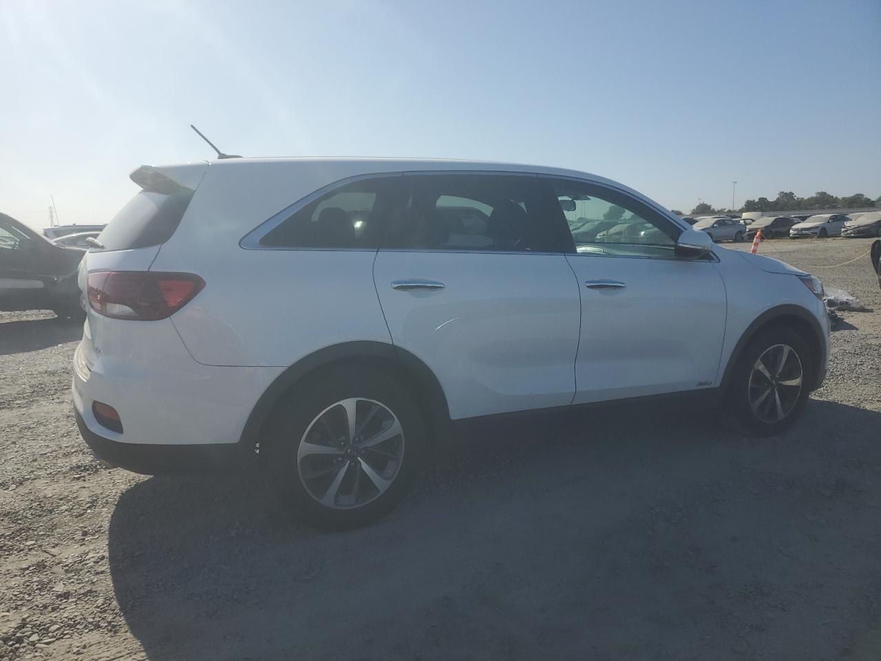 2020 Kia Sorento S - Image 3