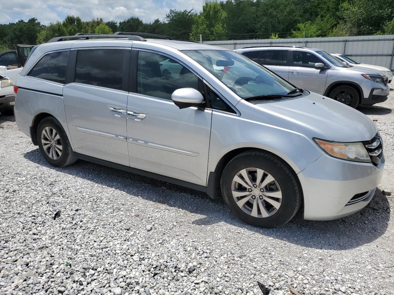 2015 Honda Odyssey Exl - Image 4