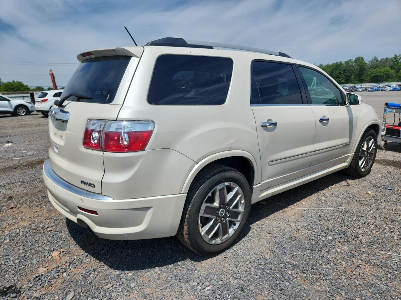 2012 GMC Acadia Denali - Image 3