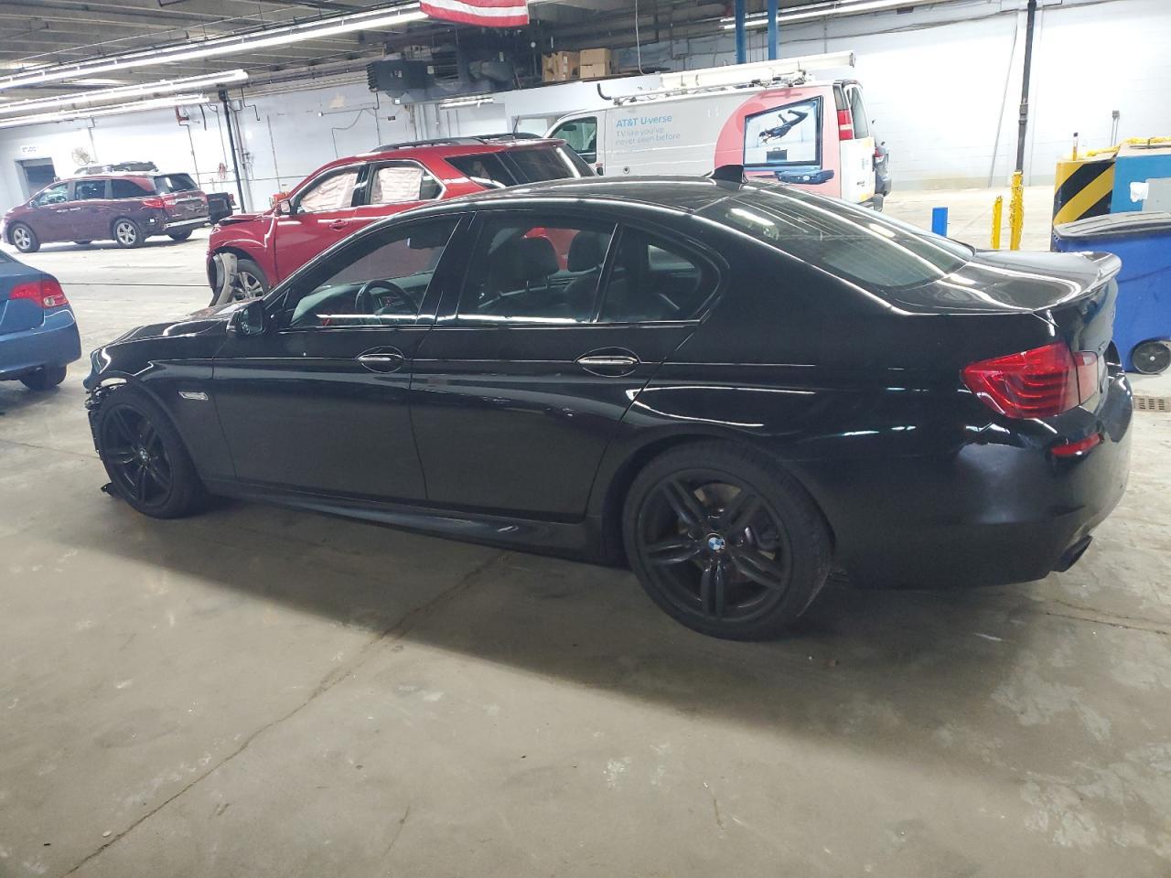 2016 BMW 550 Xi - Фото 2