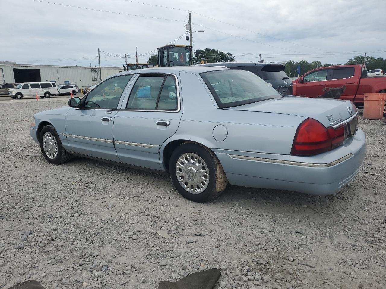 2003 Mercury Grand Marquis Gs - Фото 2