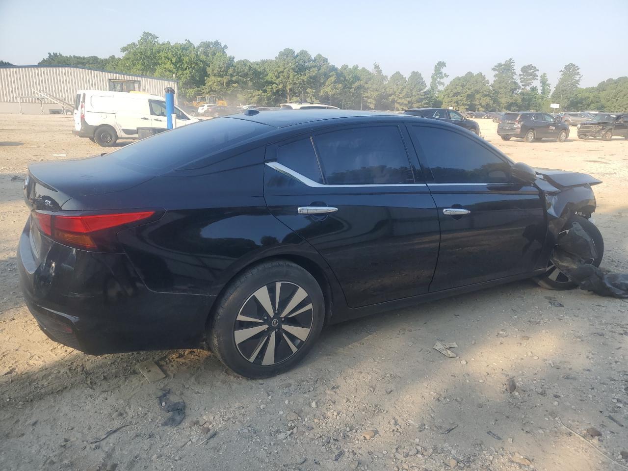 2019 Nissan Altima Sl - Фото 3