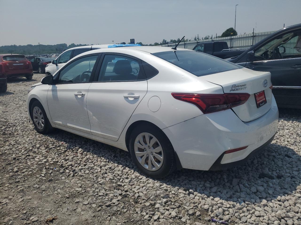 2020 Hyundai Accent Se - Фото 2