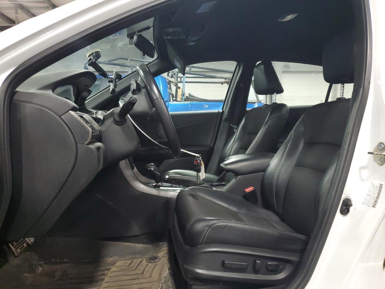 2016 Honda Accord Sport - Image 7