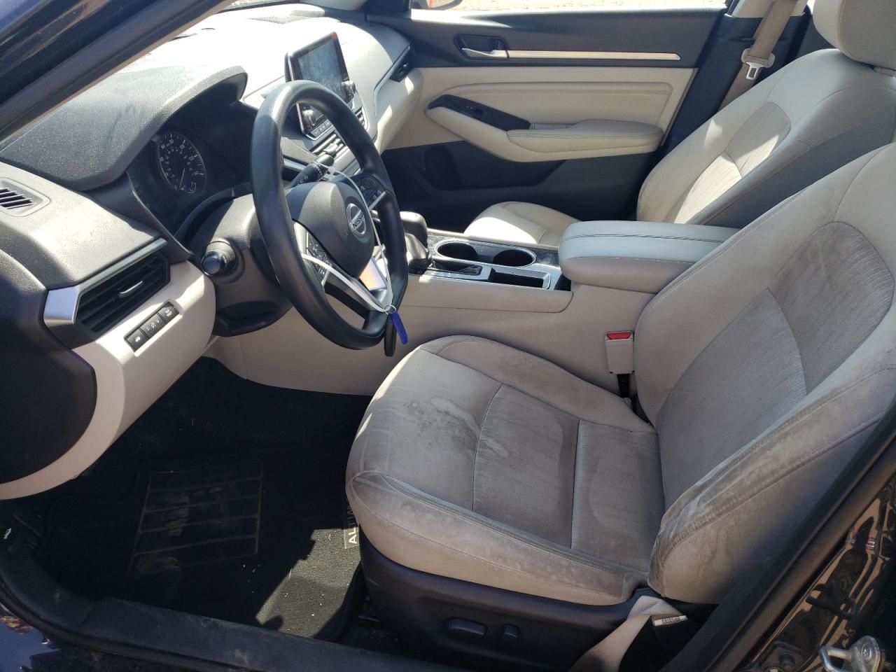 2021 Niss Altima Sv - Фото 7