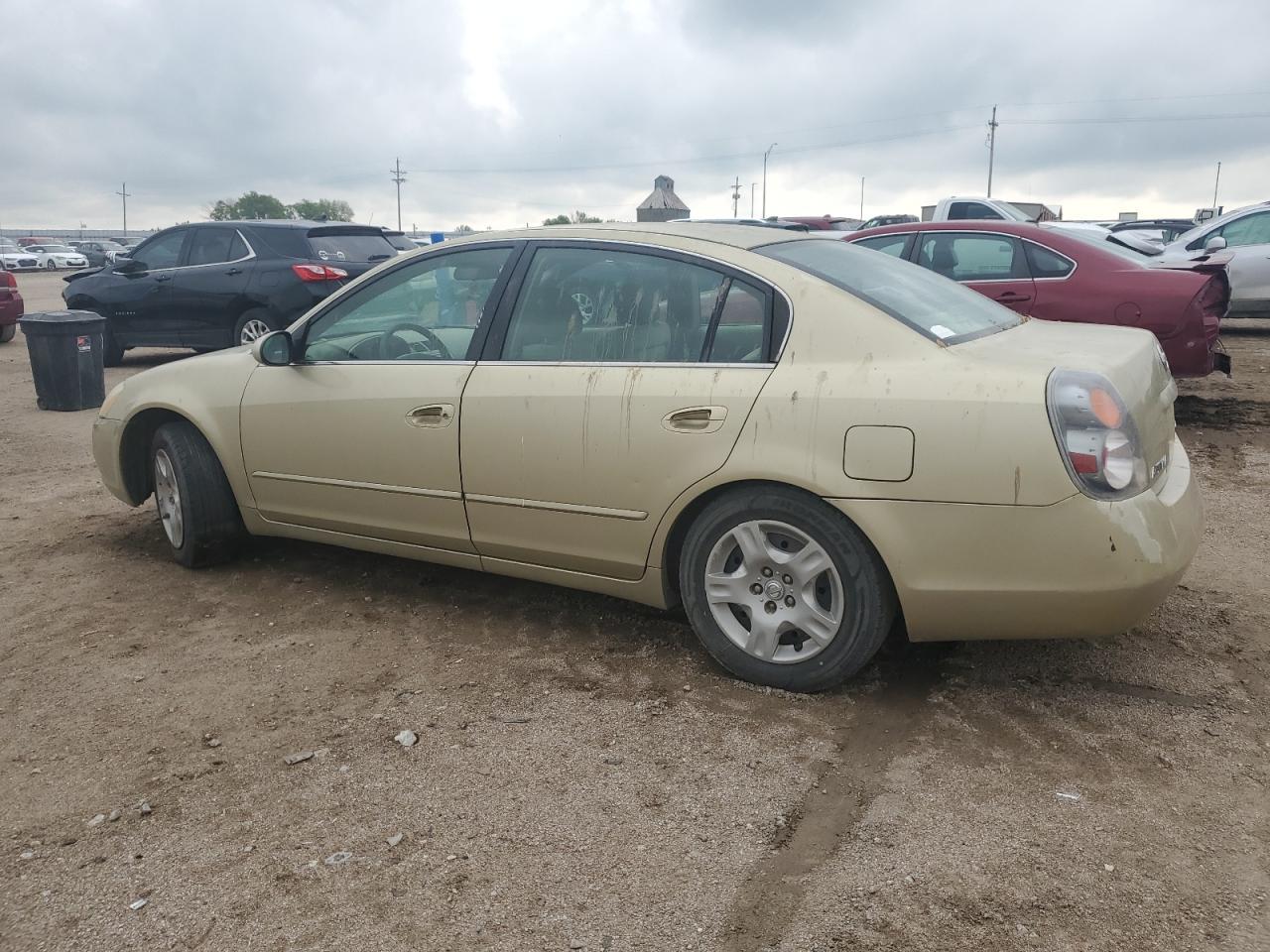 2003 Nissan Altima - Image 2