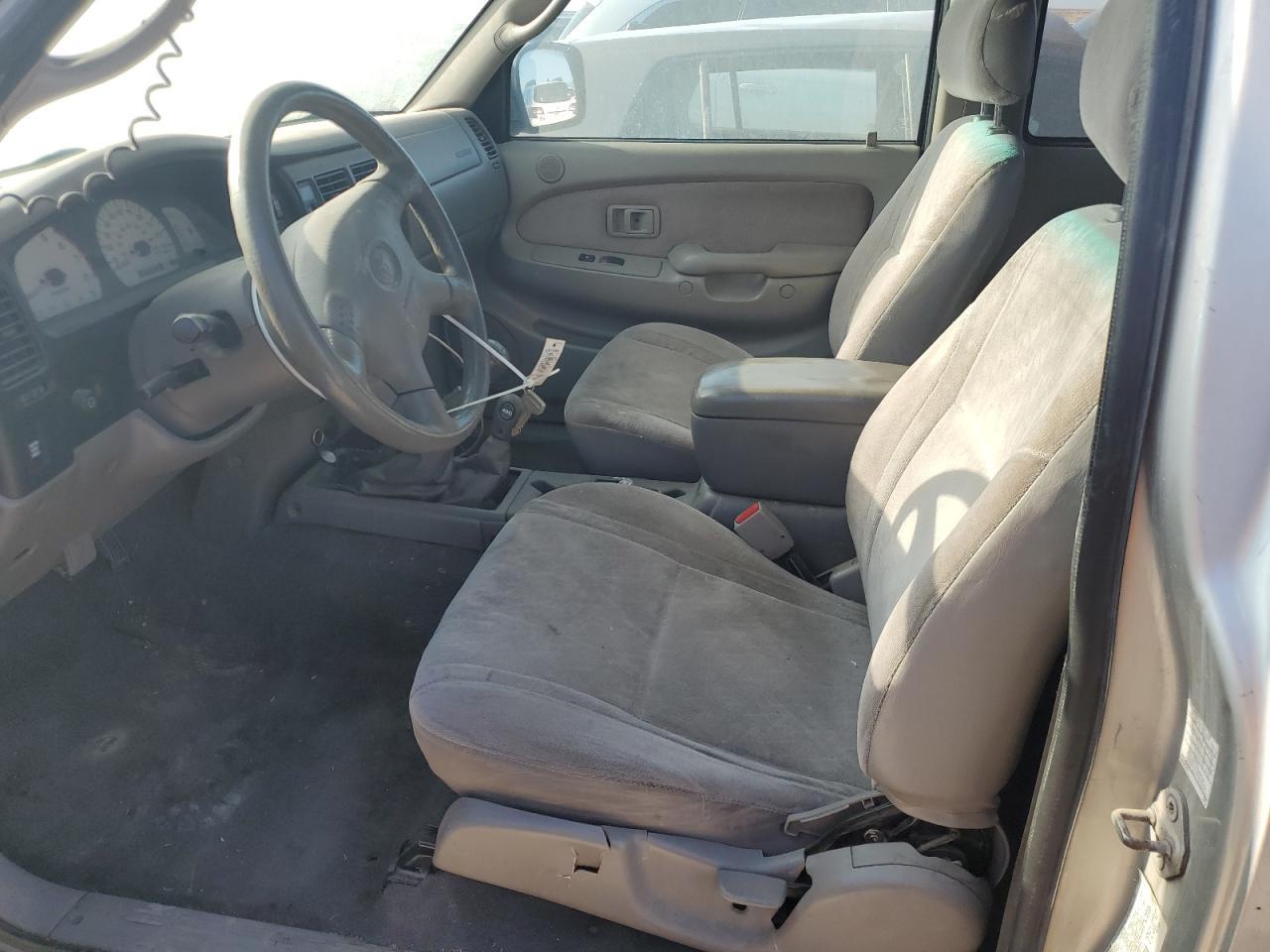 2004 Toyota Tacoma Xtracab - Image 7