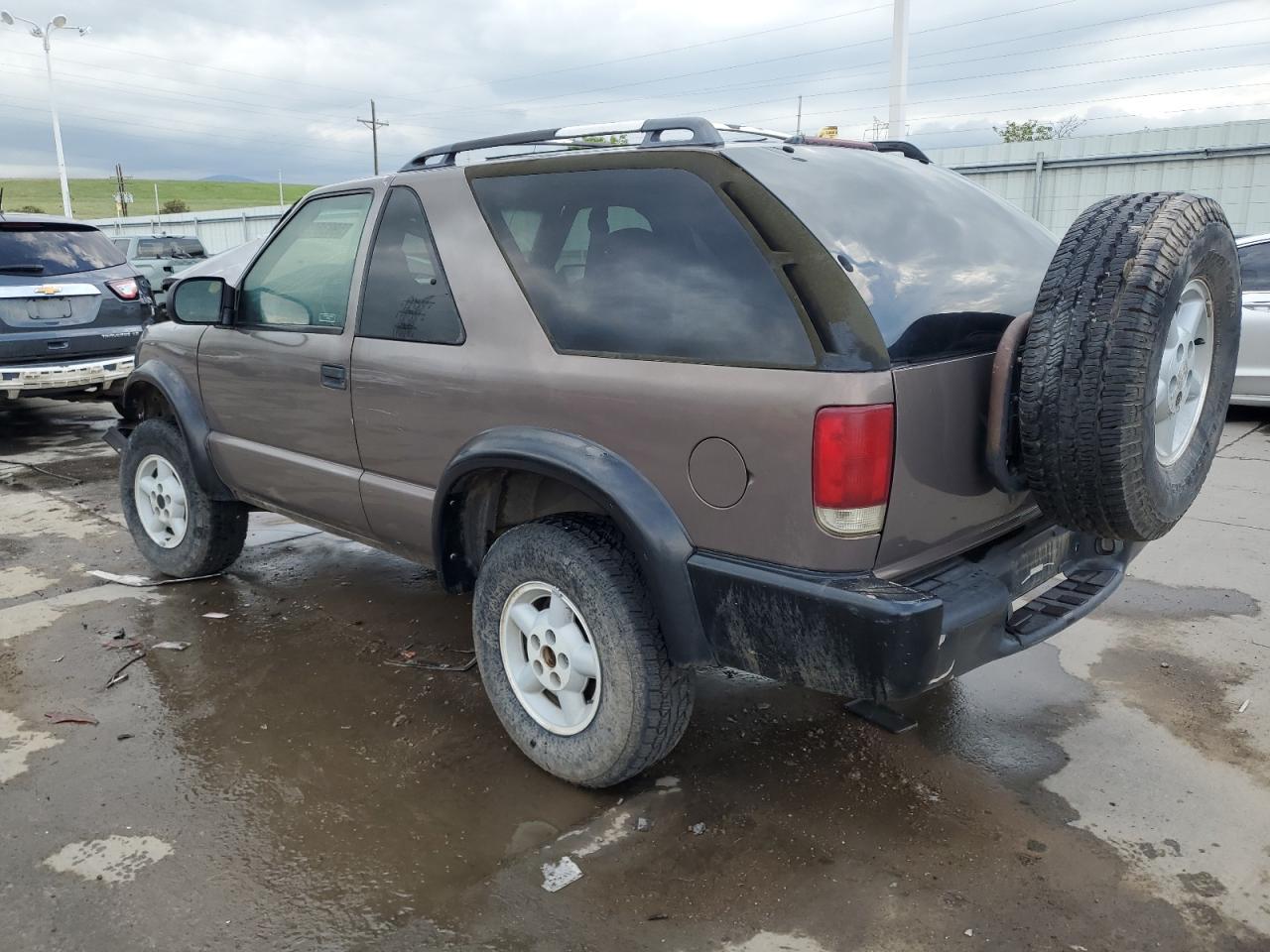 2000 Chevrolet Blazer - Фото 2