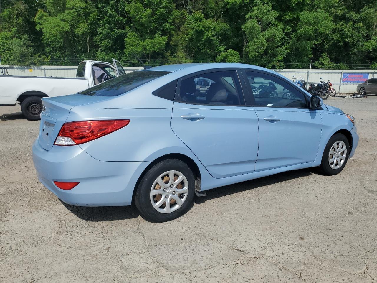 2014 Hyundai Accent Gls - Image 3