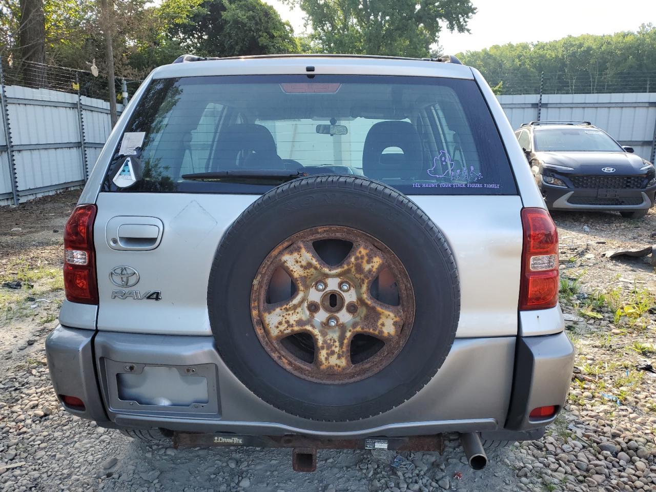 2005 Toyota Rav4 - Image 6