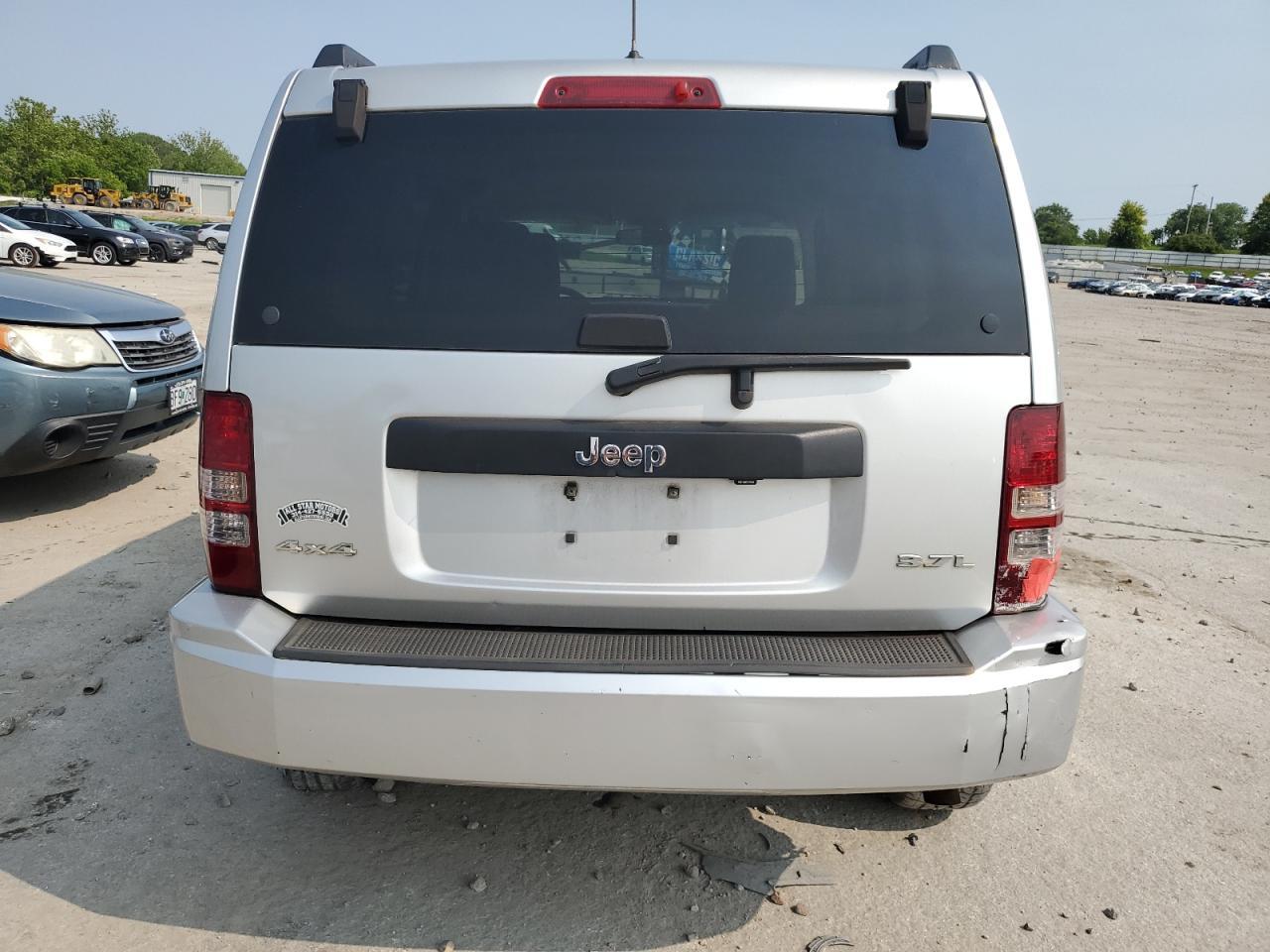 2008 Jeep Liberty Sport - Фото 6