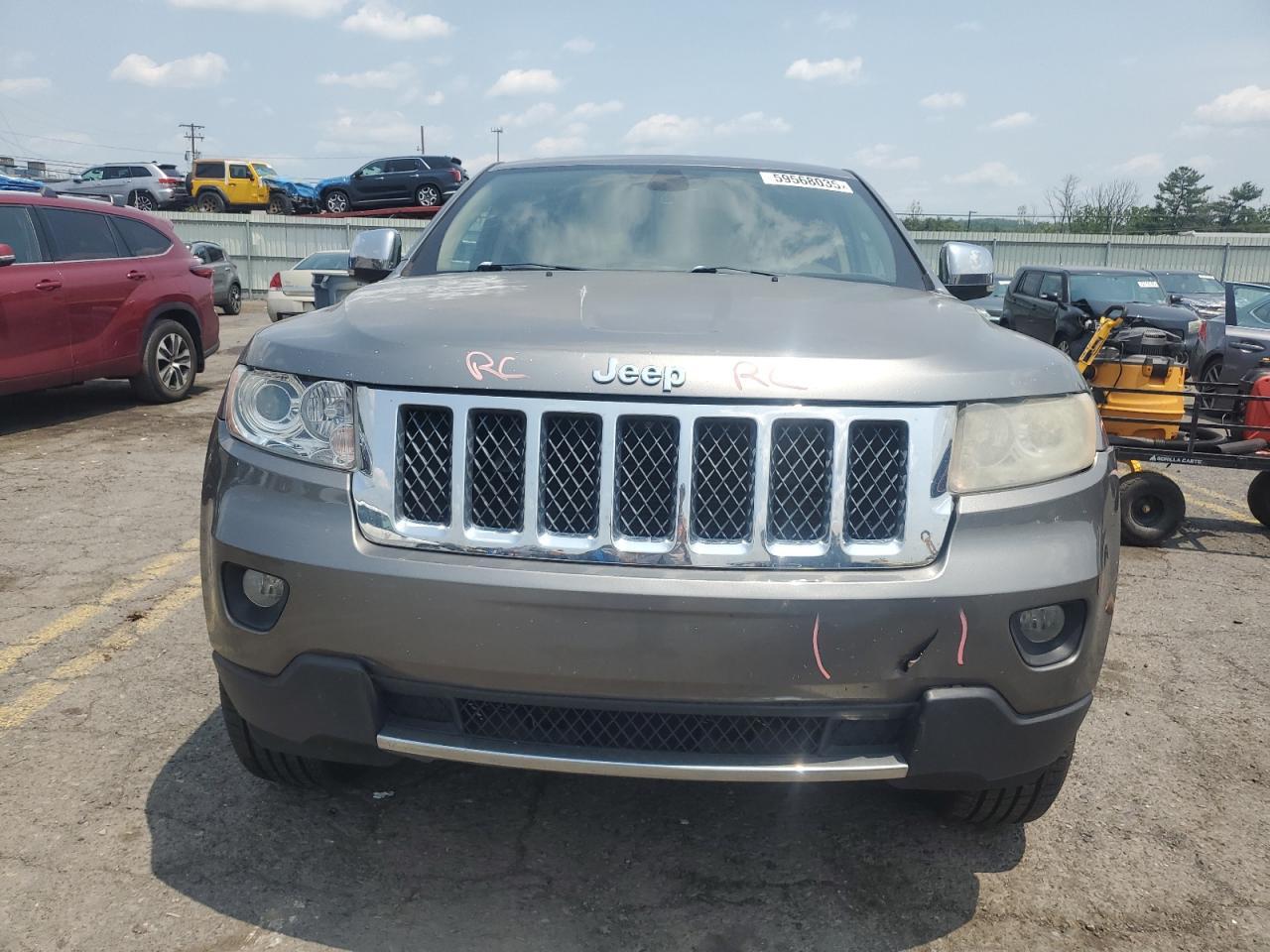 2011 Jeep Grand Cherokee Overland - Image 5