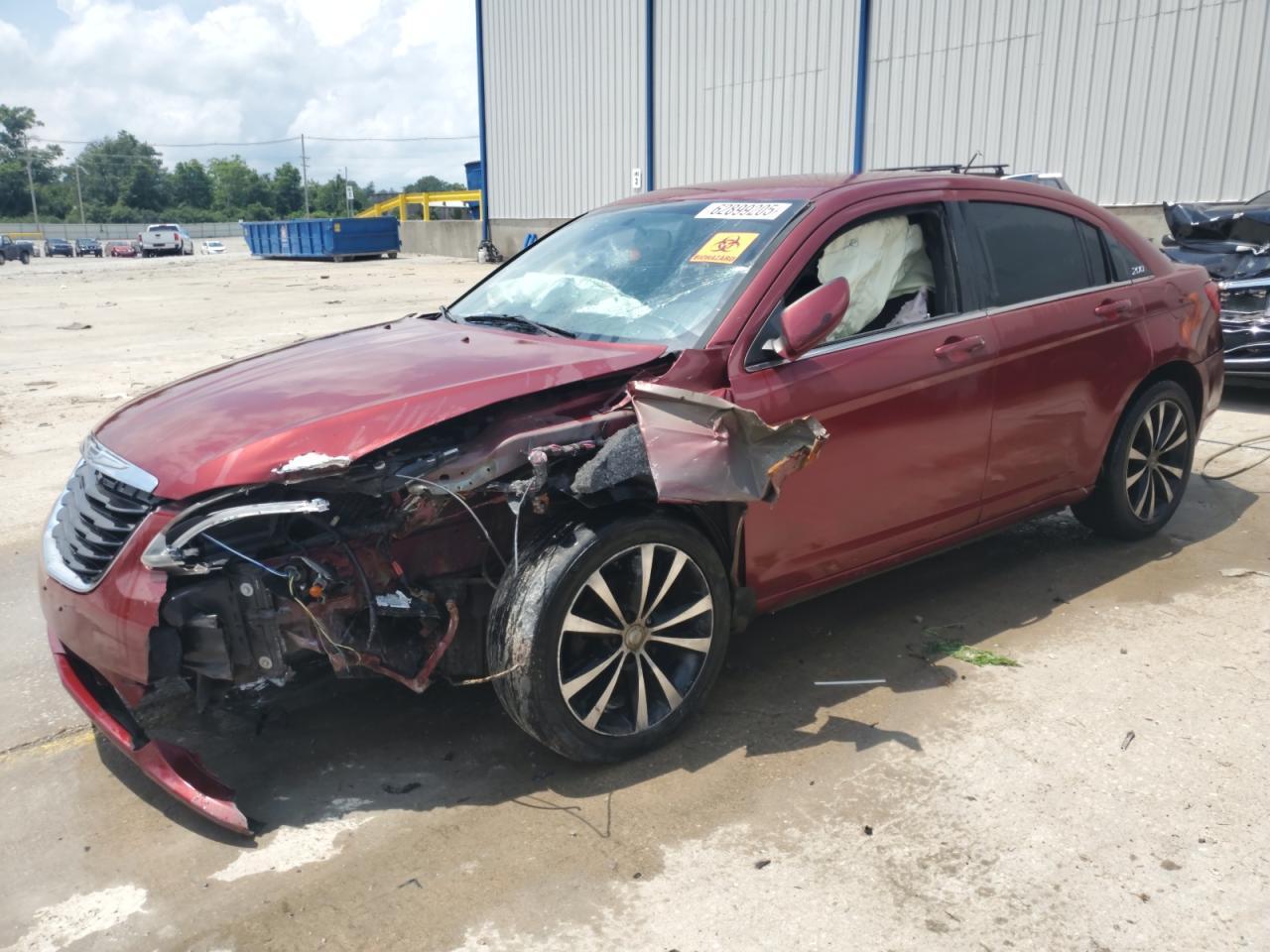 2013 Chrysler 200 Touring