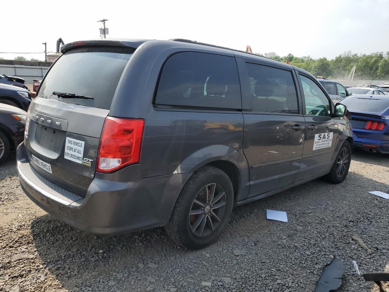 2017 Dodge Grand Caravan Gt - Фото 3