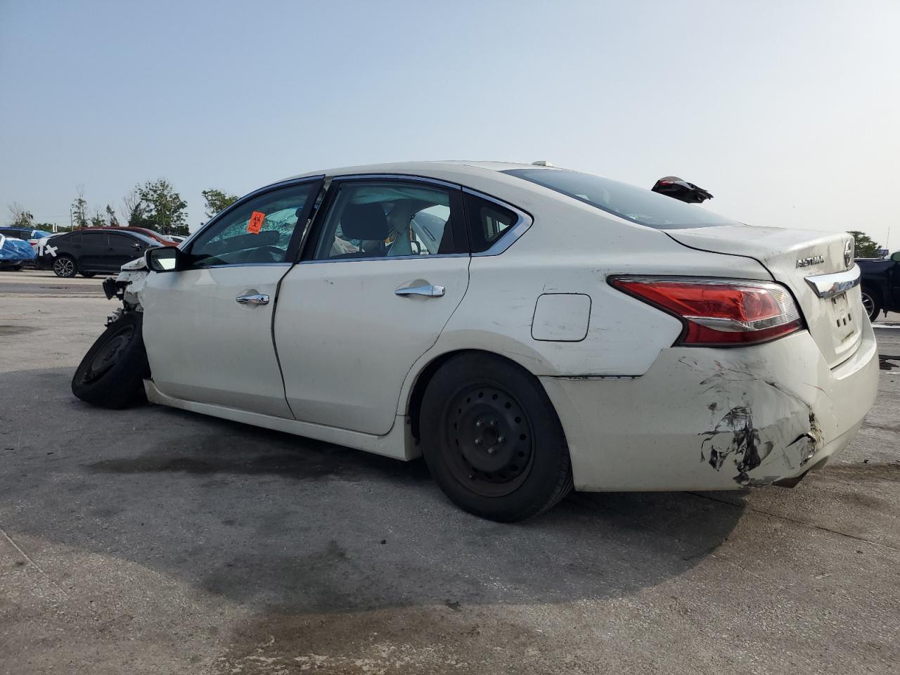 2015 Nissan Altima 2.5 - Image 2
