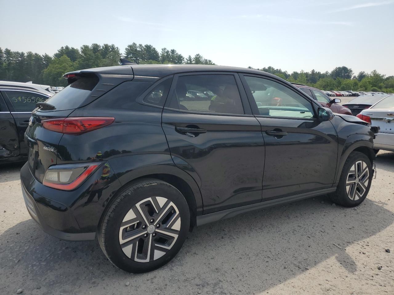2023 Hyundai Kona Se - Image 3